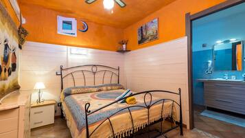 2 habitaciones, tabla de planchar con plancha y wifi gratis