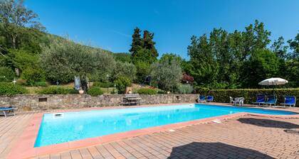 Agriturismo Pierle Cuiano La Loggia with Mountain Views, Shared Pool and Wi-Fi