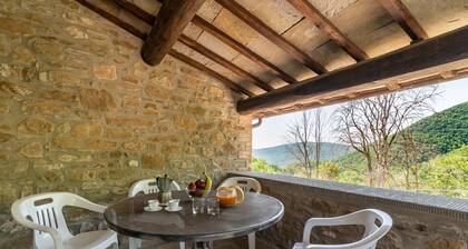 Agriturismo Pierle Cuiano La Loggia with Mountain Views, Shared Pool and Wi-Fi
