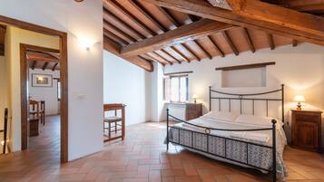 5 Schlafzimmer, kostenloses WLAN, Bettwäsche