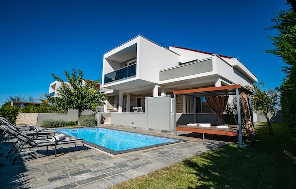 Piscina externa