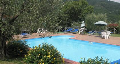 Bauernhof 'Agriturismo Cuiano Il Colombaio' mit Bergblick, Gemeinschaftspool und WLAN