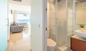 Free toiletries, hair dryer