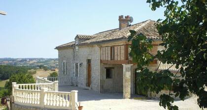 Quercy house, open view, private pool - 15 people