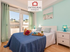 2 chambres, chambres insonorisées, fer et planche à repasser