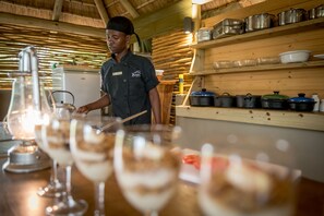 Dining - Bundox Explorer Camp (Hoedspruit)