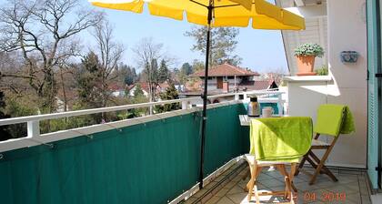 Waltraud: Helle Wohnung im Dachgeschoss, mit Fahrstuhl erreichbar