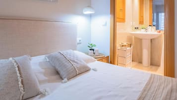 3 bedrooms, soundproofing, WiFi (free)