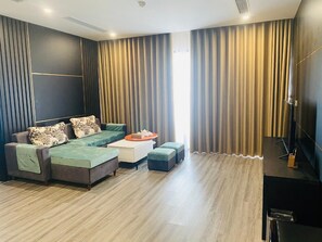 Family Suite | Living area