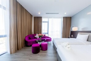 In-room safe, desk, laptop workspace, free WiFi - Diamond Van Don (Van Don)