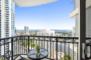 Property grounds - Unit at Chevron Renaissance (Surfers Paradise)