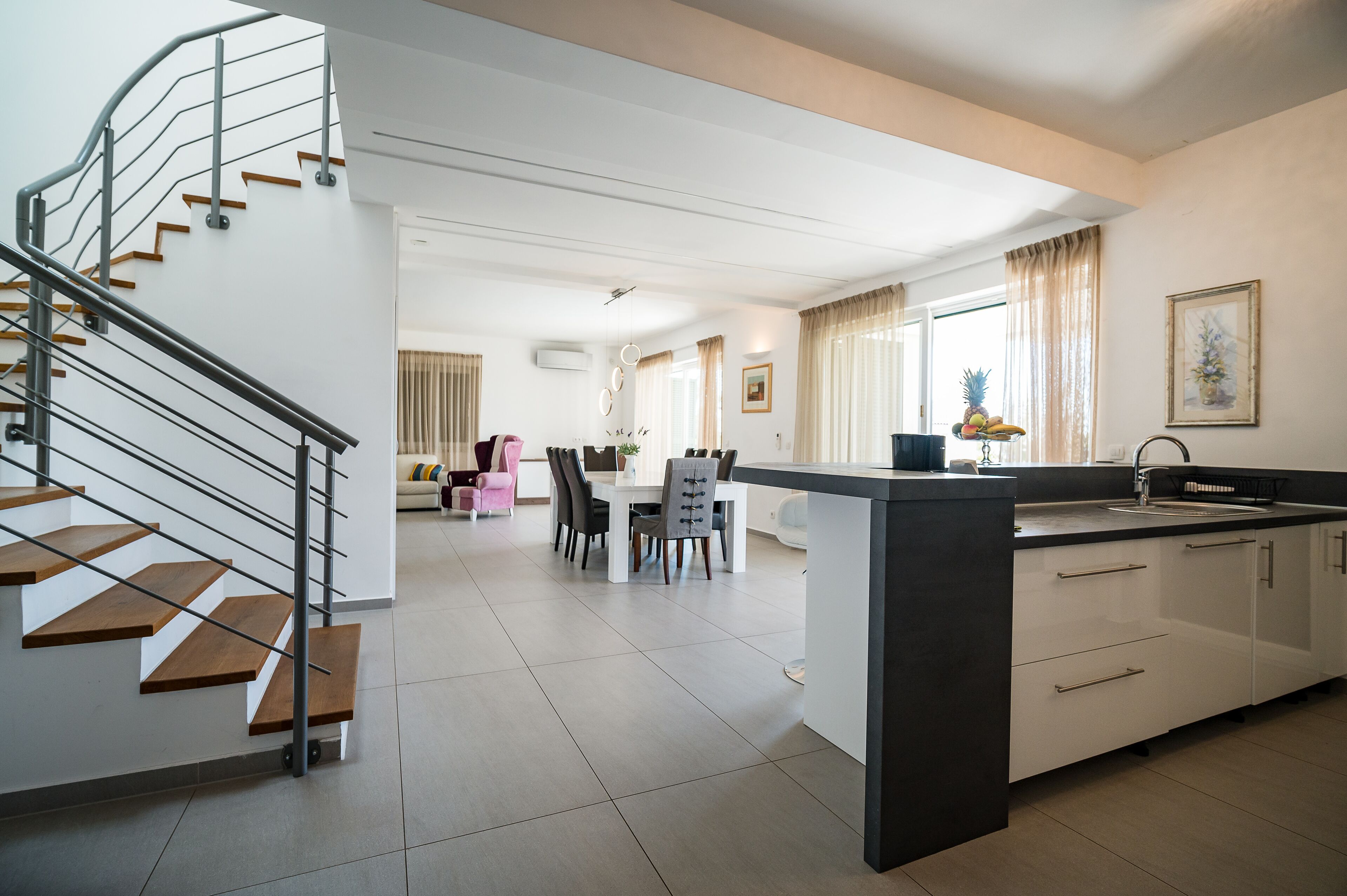 Deluxe Villa, 3 Bedrooms, Private Bathroom, Courtyard View | Private kitchen | Fridge, microwave, oven, stovetop