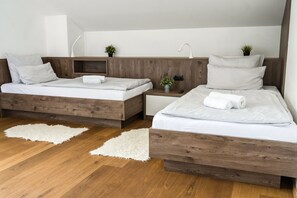 Deluxe Villa, 3 Bedrooms, Private Bathroom, Courtyard View | 3 bedrooms, blackout drapes, iron/ironing board, free WiFi - Villa Flavia and Alba - Private Pool (Novalja)