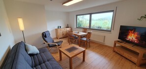 Smart TV - Apartment zur Gurgel 63sqm with terrace (Hirrlingen)