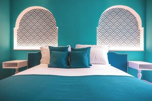 Suite estudio de diseño | Ropa de cama de alta calidad y colchones con acolchado adicional