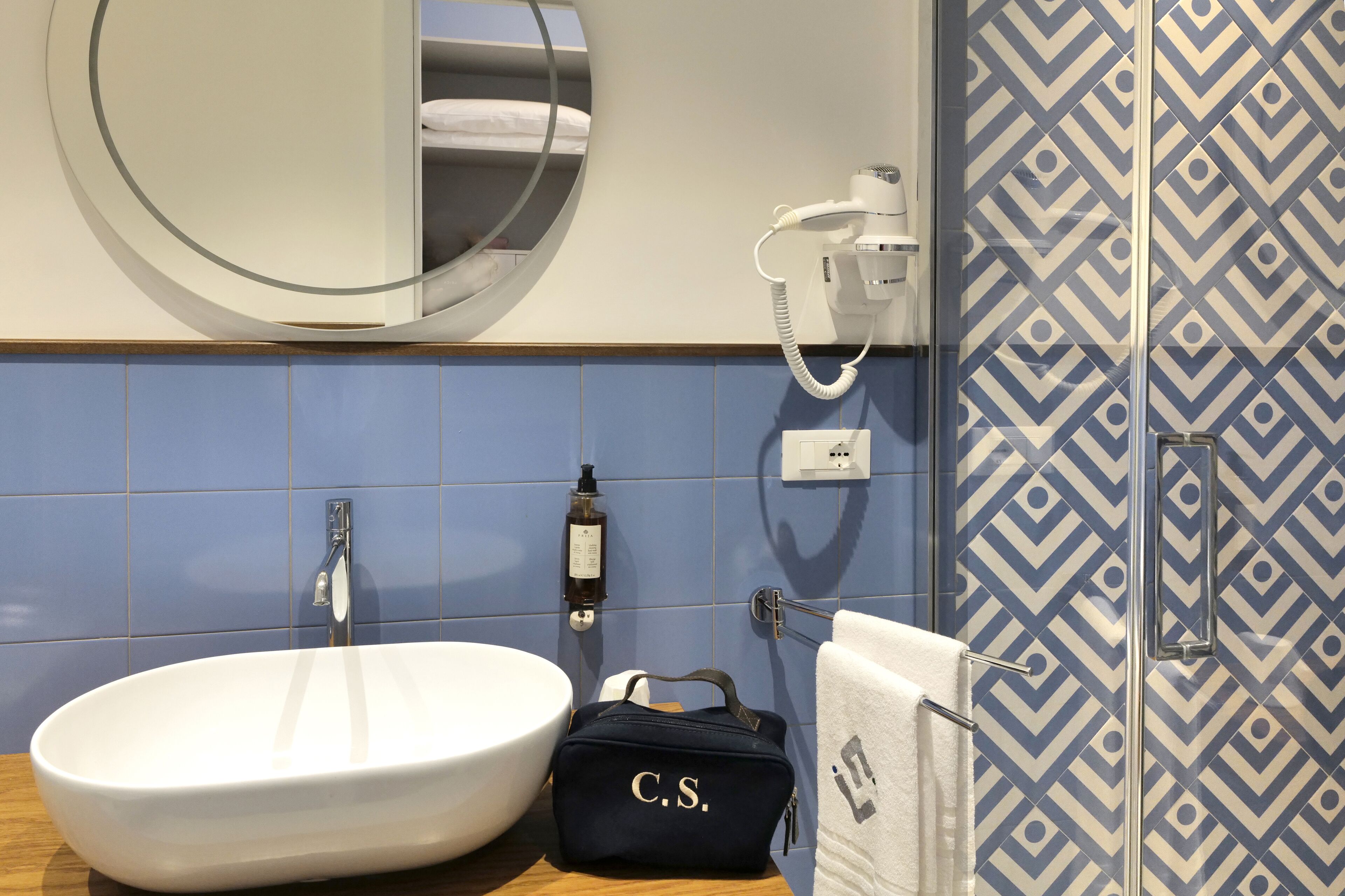 Foto - Cafè Latino Suites