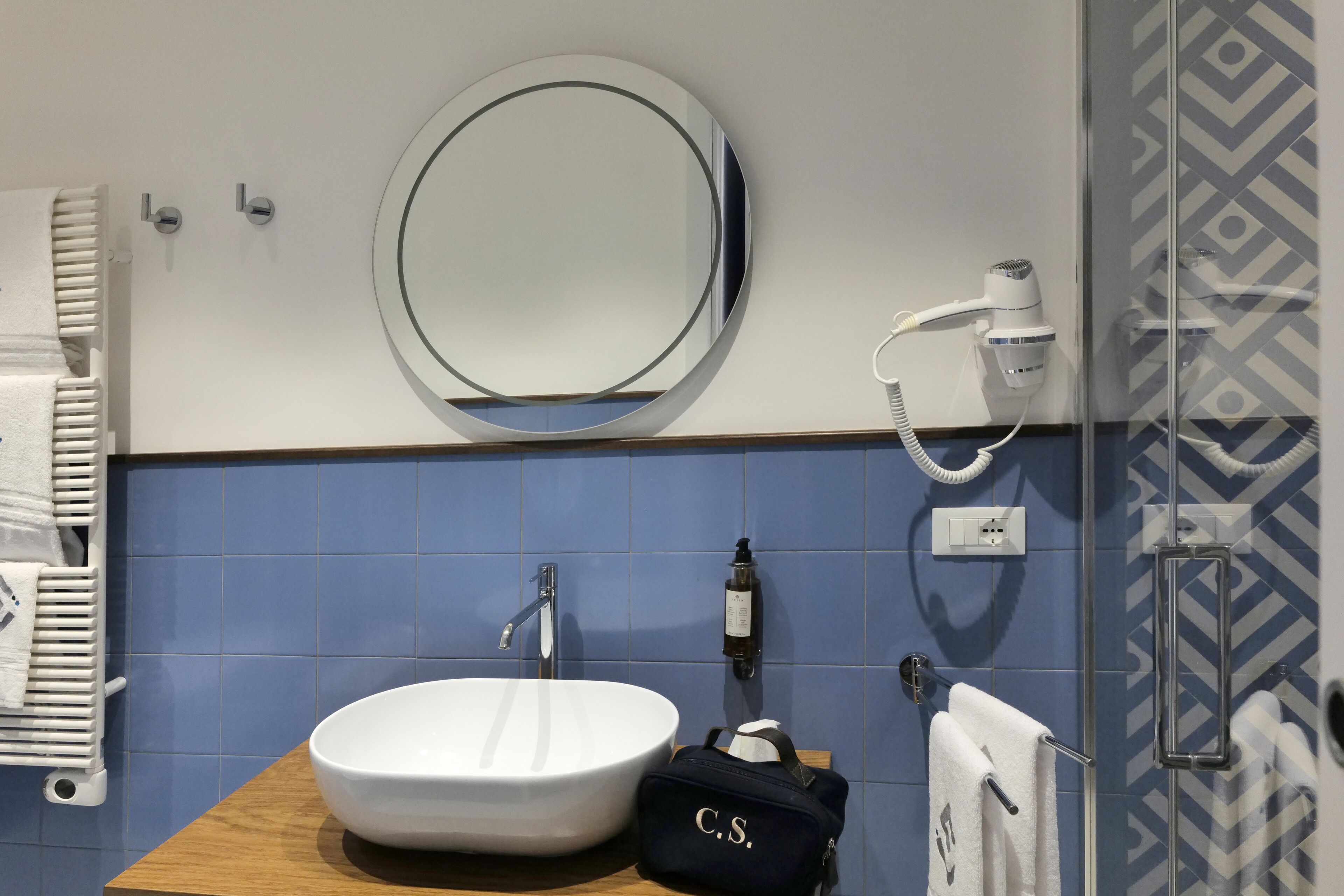 Foto - Cafè Latino Suites