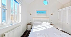 2 soverom, strykejern/-brett, wi-fi (inkludert) og sengetøy