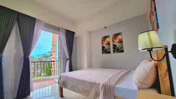 Individually decorated, individually furnished, desk, free WiFi