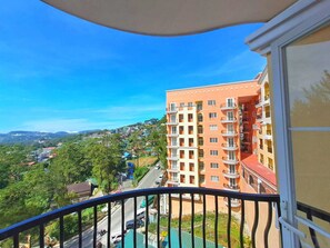 Terrace/patio - Prestige Vacation Apartments 88 Gibratar (Baguio)