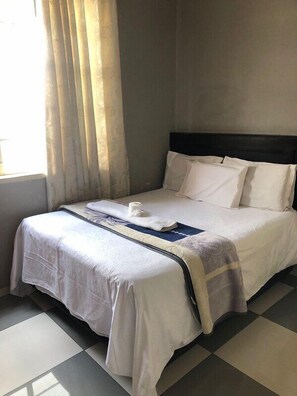 Tabla de planchar con plancha y wifi gratis 