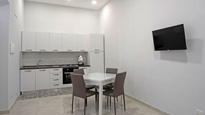 Oven, cookware/dishes/utensils, spices - Home Gema-Castellammare Di Stabia -Napoli (Castellammare di Stabia)