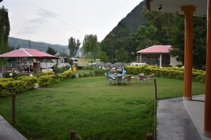 Garden - Ever Green Hotel & Restaurant (Balakot)