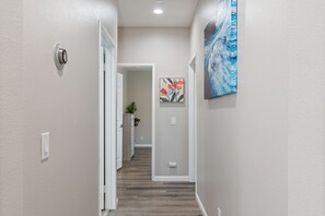 Interior - Stylish House| Saltwater Pool|Games| Firepit (Indio)