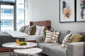 1 bedroom, in-room safe, iron/ironing board, free WiFi -  Cozy studio with balcony, canal view in Business Bay (Dubai)