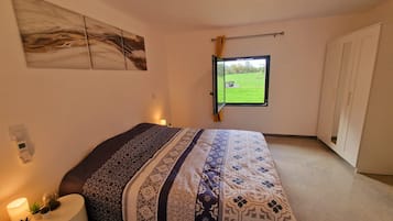 1 多间卧室、WiFi