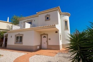 Exterior - 4 Bedroom Villa on Oasis Parque, Alvor (Portimão)