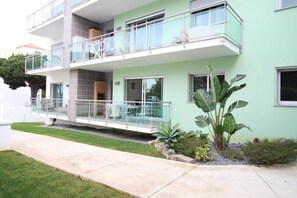 Exterior - Superb 2 Bedroom Apt with Roof Top Pool, Falesia (Albufeira)