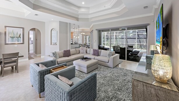 Maison, plusieurs lits (Home with pool/spa, ping pong and ste) | Intérieur