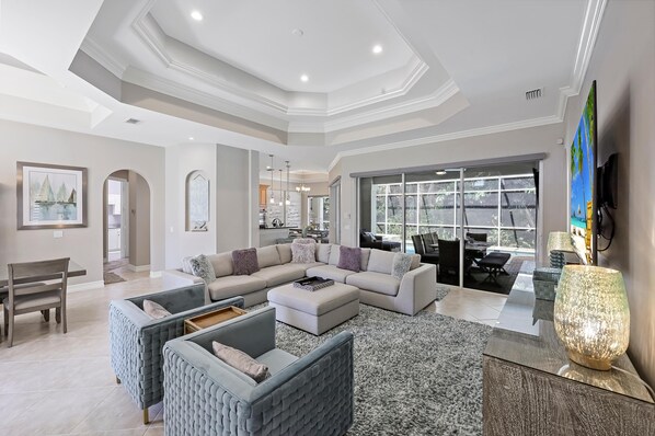 Casa, varias camas (970 Lido Court) | Interior