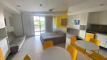 Standard Studio Suite | Free WiFi