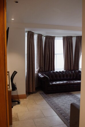 Free WiFi - Osborne Apartments (Eastbourne)