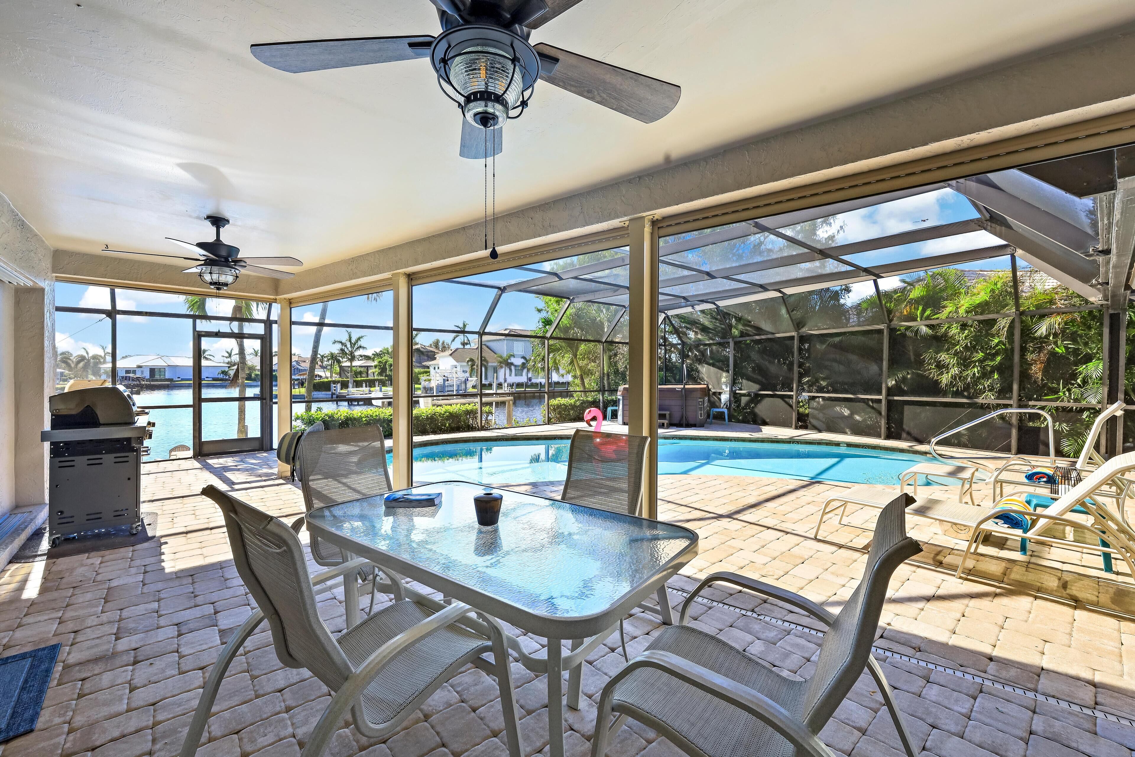 House, Multiple Beds (Direct boating access home with pool ) | Dining