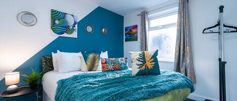 5 soverom, strykejern/-brett, wi-fi og sengetøy