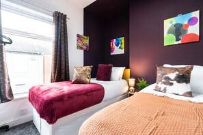 5 Schlafzimmer, Bügeleisen/Bügelbrett, WLAN, Bettwäsche
