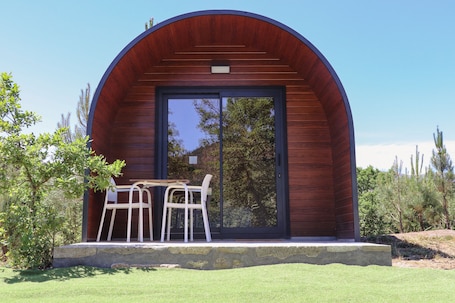 Bungalow, 1 Bedroom, Mountain View | Minibar, blackout drapes, soundproofing, free WiFi