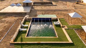 Seasonal outdoor pool