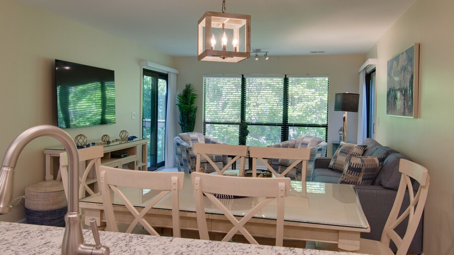 Spacious Condo in the Heart of Hilton Head