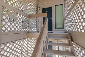 Pintu masuk hartanah