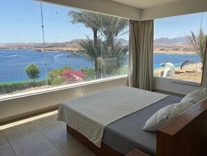 2 bedrooms, WiFi, bed sheets - Beach front Apartment (Sharm El-Sheikh)