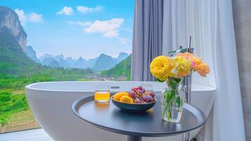 Panoramic Twin Room, 2 Double Beds, Bathtub, Mountain View | Premium bedding, down comforters, pillowtop beds, individually decorated