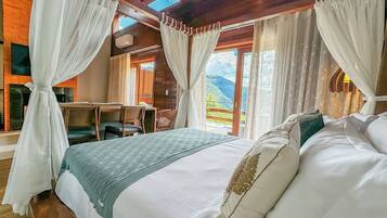 Copa das Arvores | Premium bedding, Select Comfort beds, minibar, individually decorated