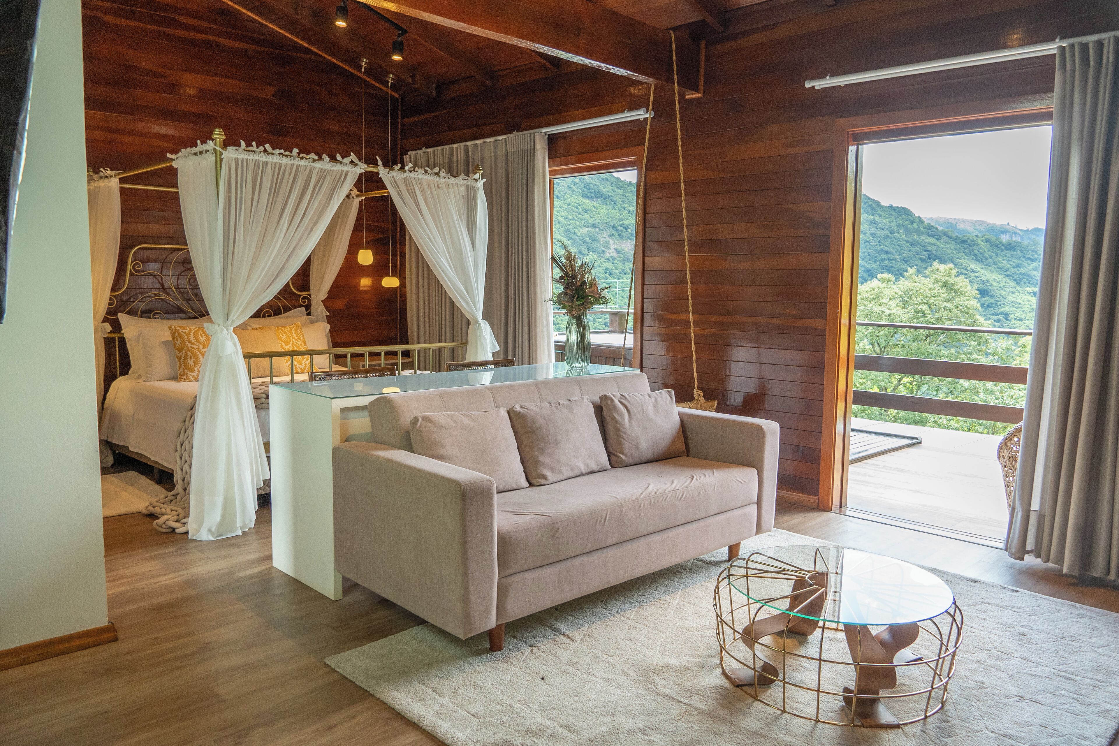 Ninho | Biancheria da letto di alta qualità, materassi Select Comfort, minibar