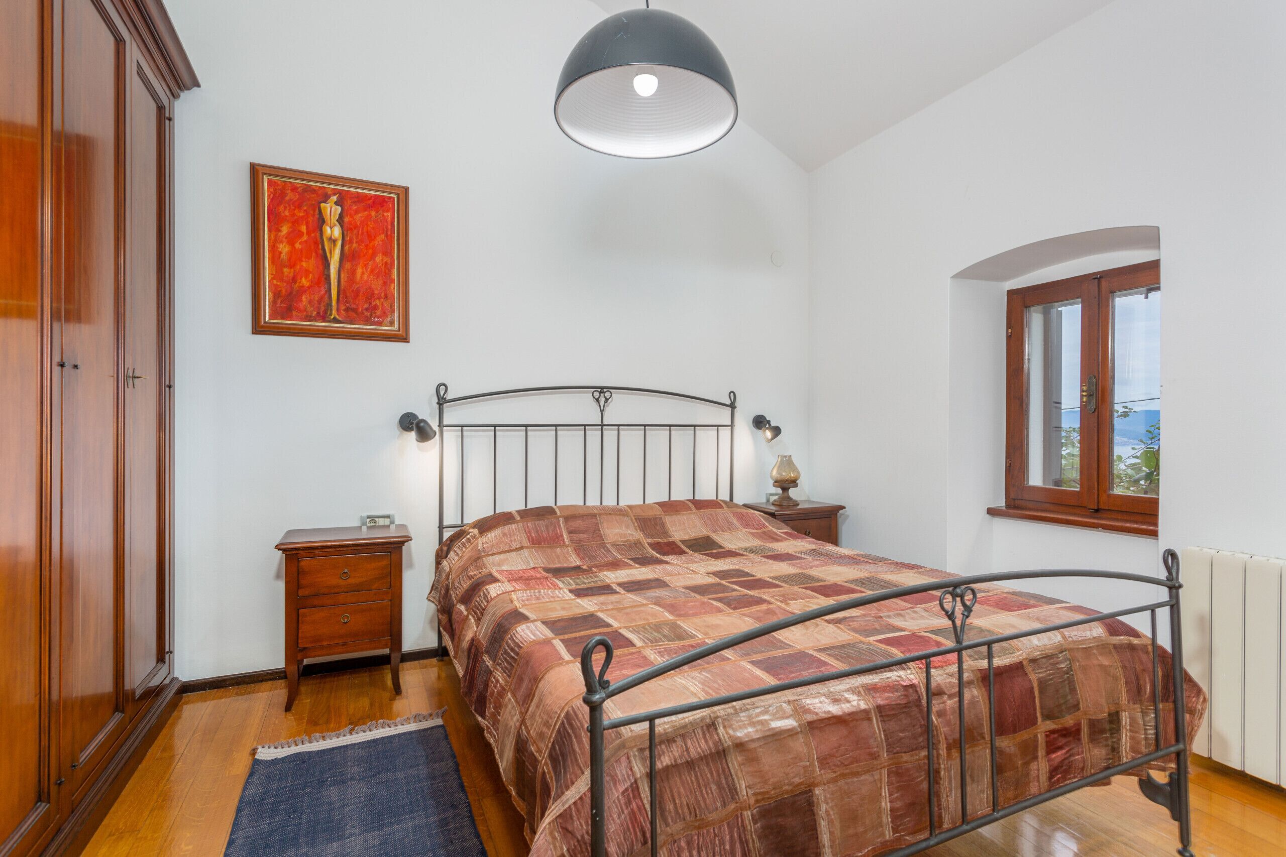 4 habitaciones, tabla de planchar con plancha y wifi gratis 