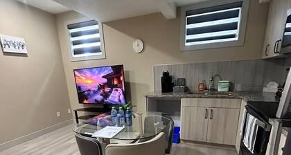 2B/R PRIVATE SUITE |13 MINS~AIRPORT | PRIVATE ENTR