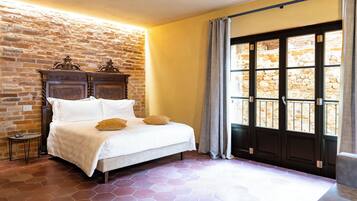 Deluxe-Apartment, Gartenblick | Hochwertige Bettwaren, Daunenbettdecken, Tempur-Pedic-Betten, Zimmersafe